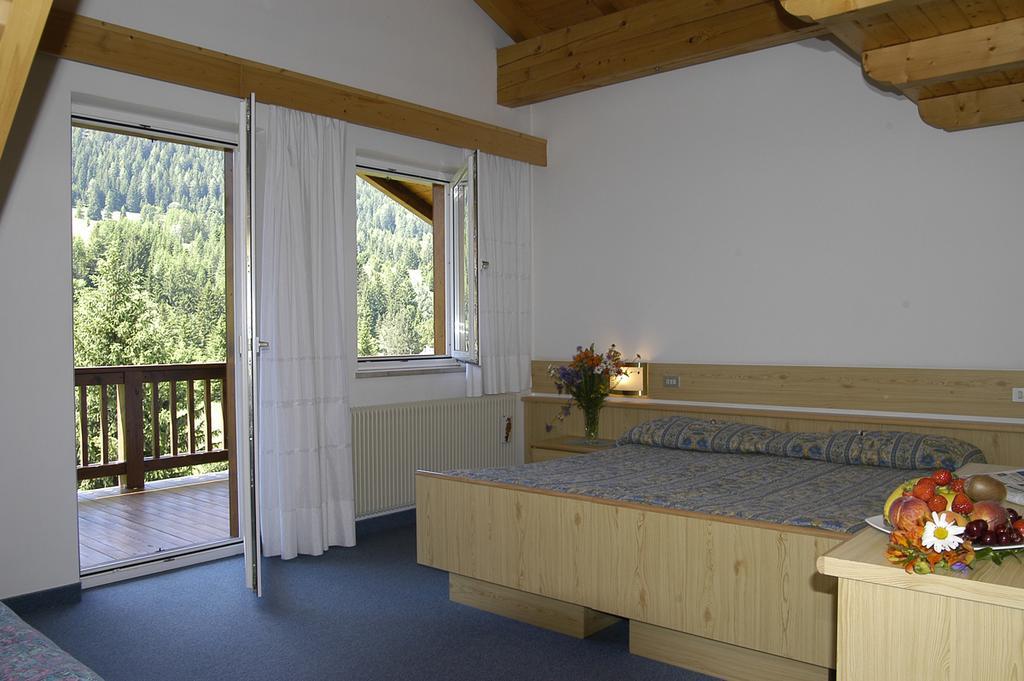 Debra Park Hotel Moena Kültér fotó